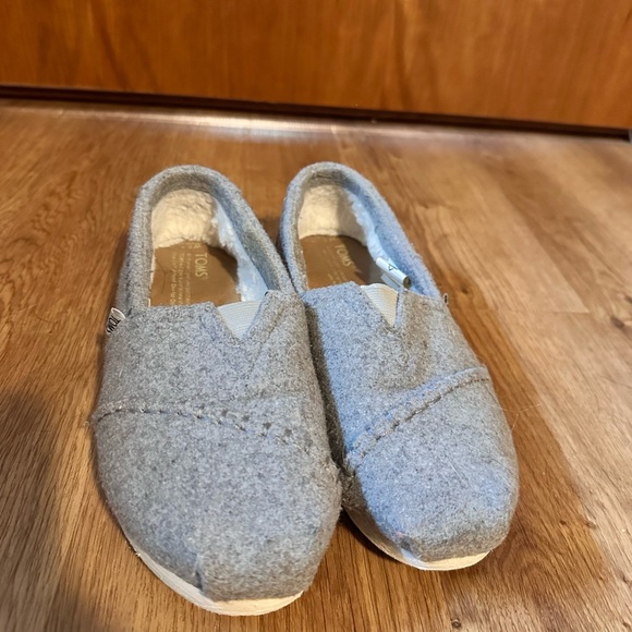 Toms - Picture 6 of 10
